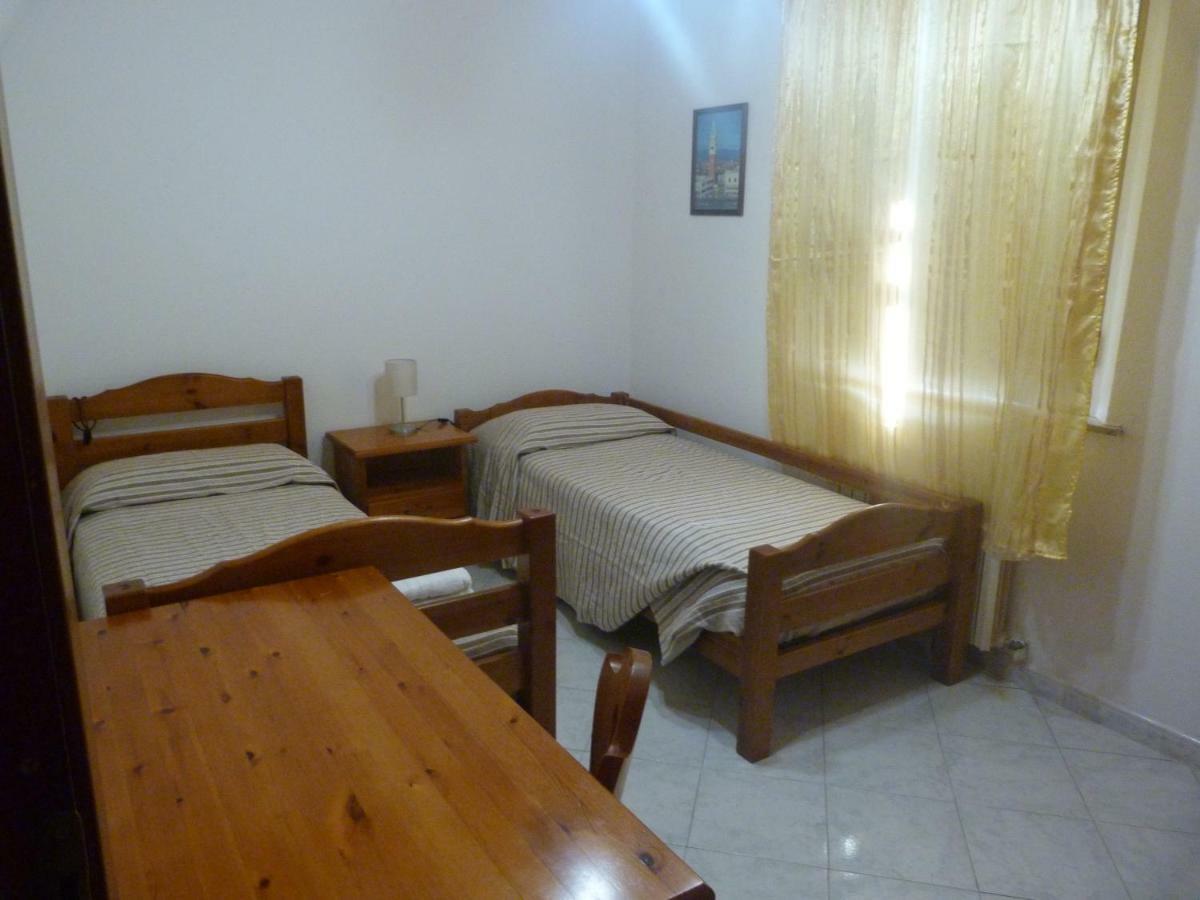 Agriturismo Mandriato Santa Luce Habitación foto